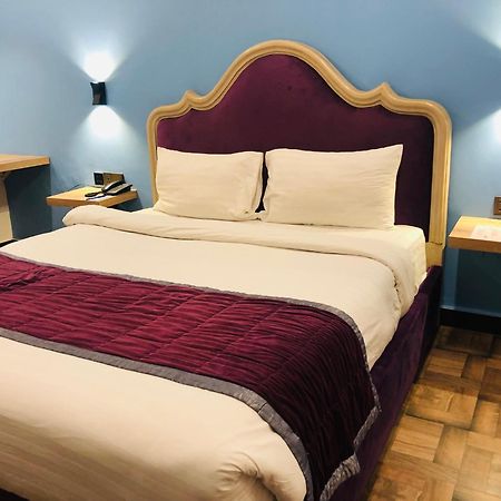 Hotel Oban Lahaur Zewnętrze zdjęcie