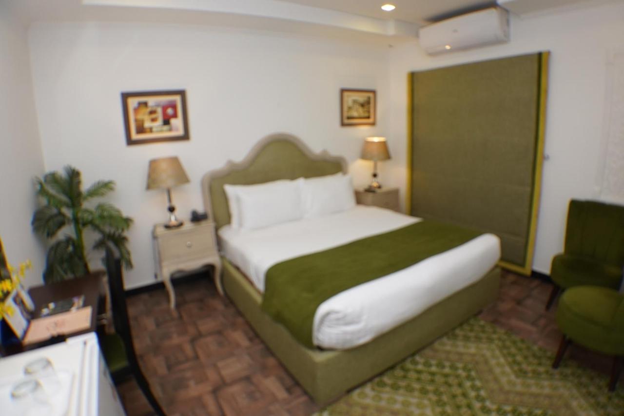 Hotel Oban Lahaur Zewnętrze zdjęcie