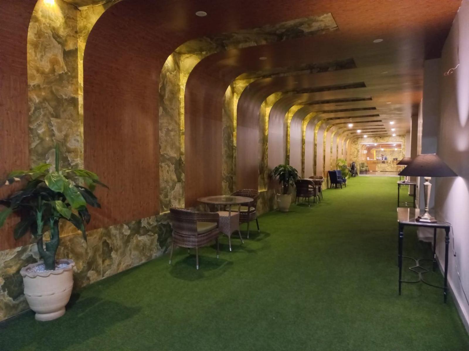 Hotel Oban Lahaur Zewnętrze zdjęcie