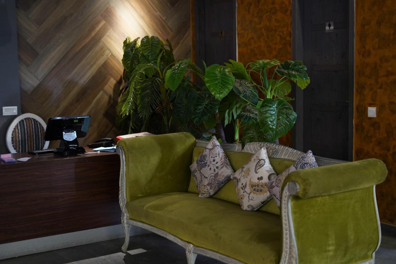 Hotel Oban Lahaur Zewnętrze zdjęcie