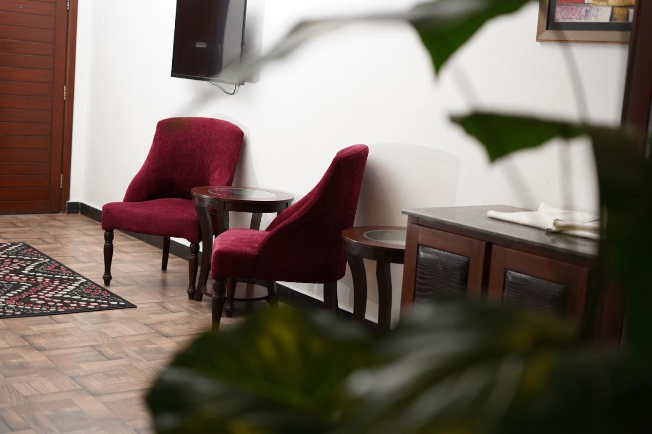 Hotel Oban Lahaur Zewnętrze zdjęcie